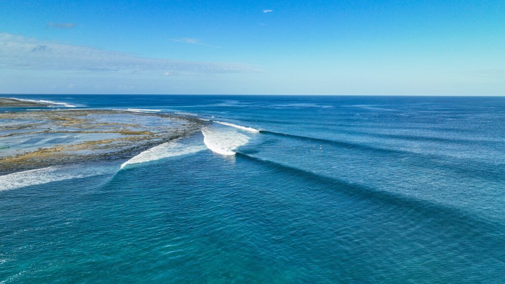 T-Land Besialu surf break, world-class left-hand point break in Rote Island